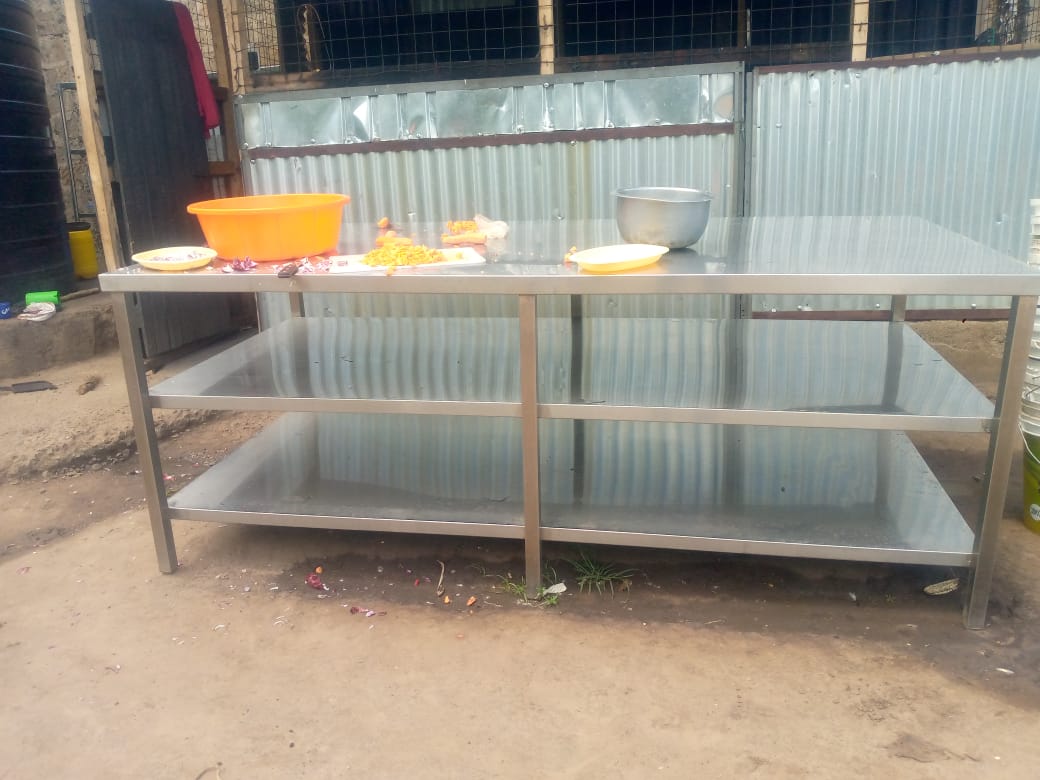 10. De nieuwe keukentafel